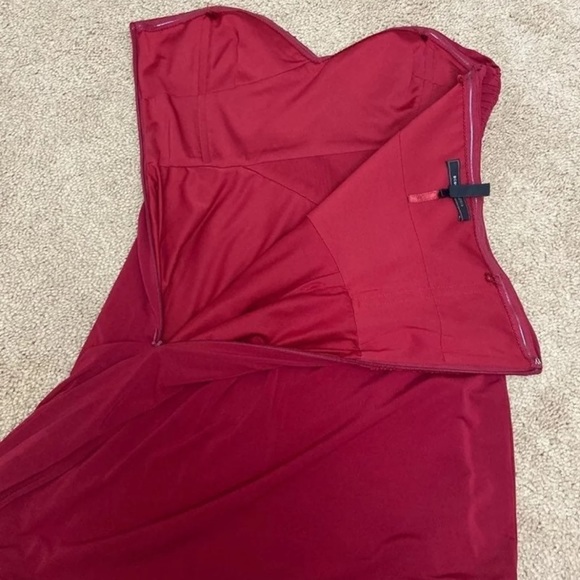 bebgmaxazria Red strapless ❤️ heart dress size2 - Picture 3 of 9